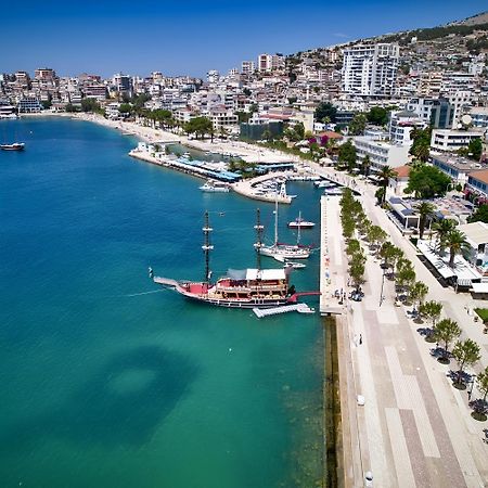 Sea Breeze Apartment Sarandë Buitenkant foto