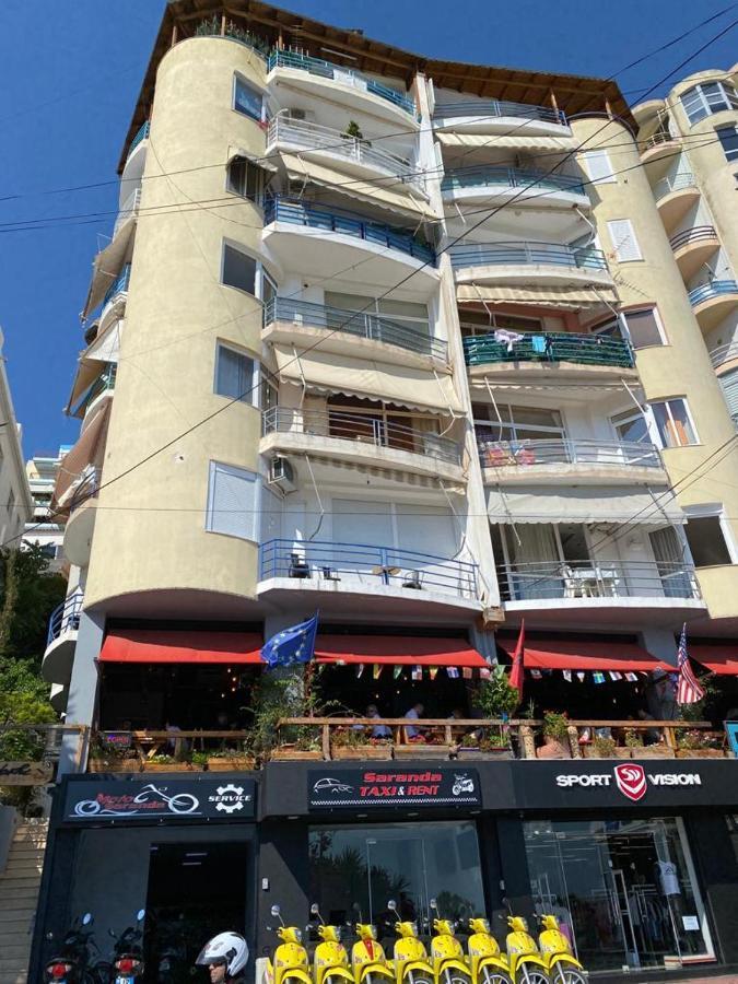 Sea Breeze Apartment Sarandë Buitenkant foto